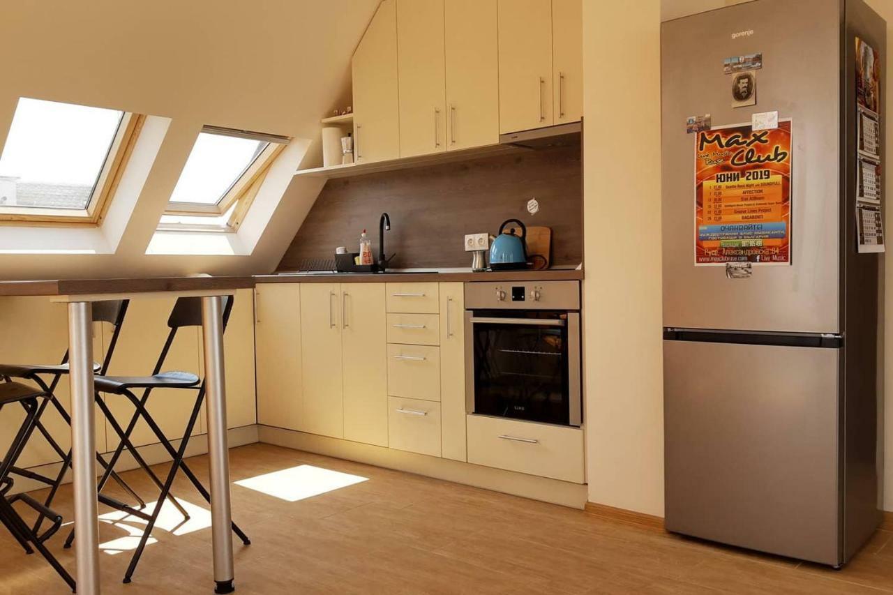 Sky Blue Danube Apartment Русе Екстериор снимка