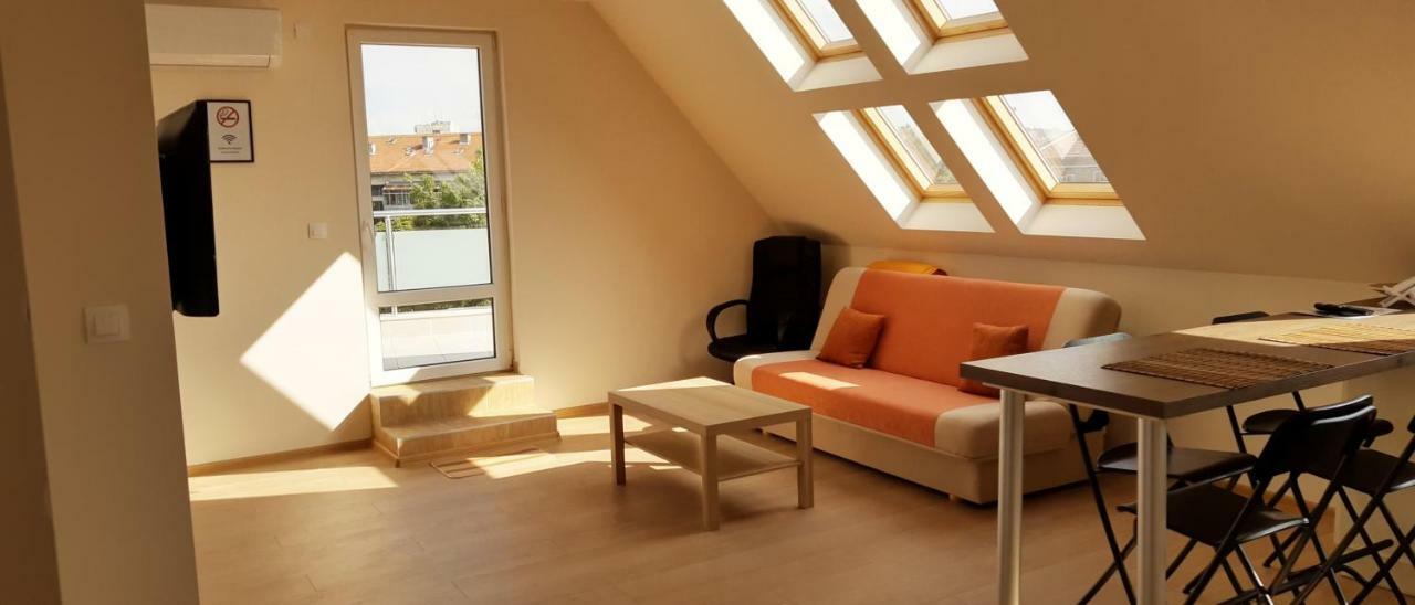 Sky Blue Danube Apartment Русе Екстериор снимка