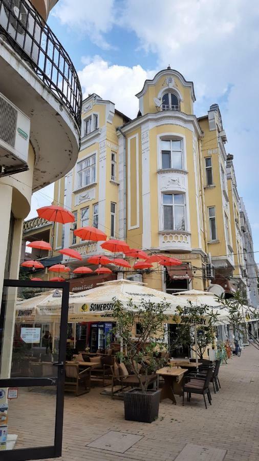 Sky Blue Danube Apartment Русе Екстериор снимка